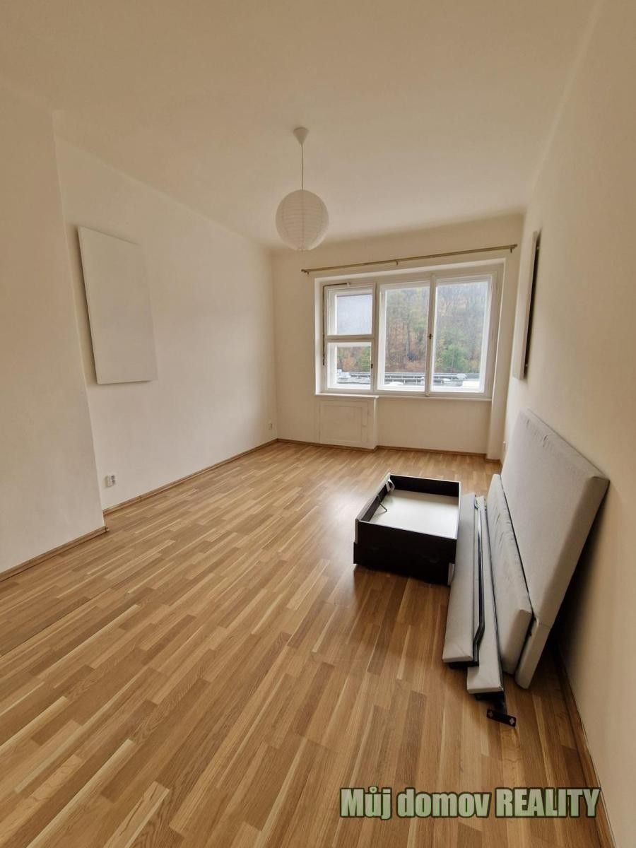 Pronájem byt 2+1 - Jinonická, Praha, 60 m²