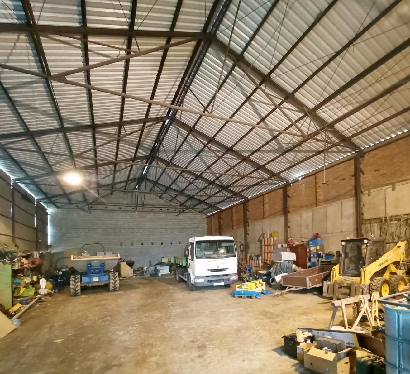 Sklady, Zaječov, 350 m²