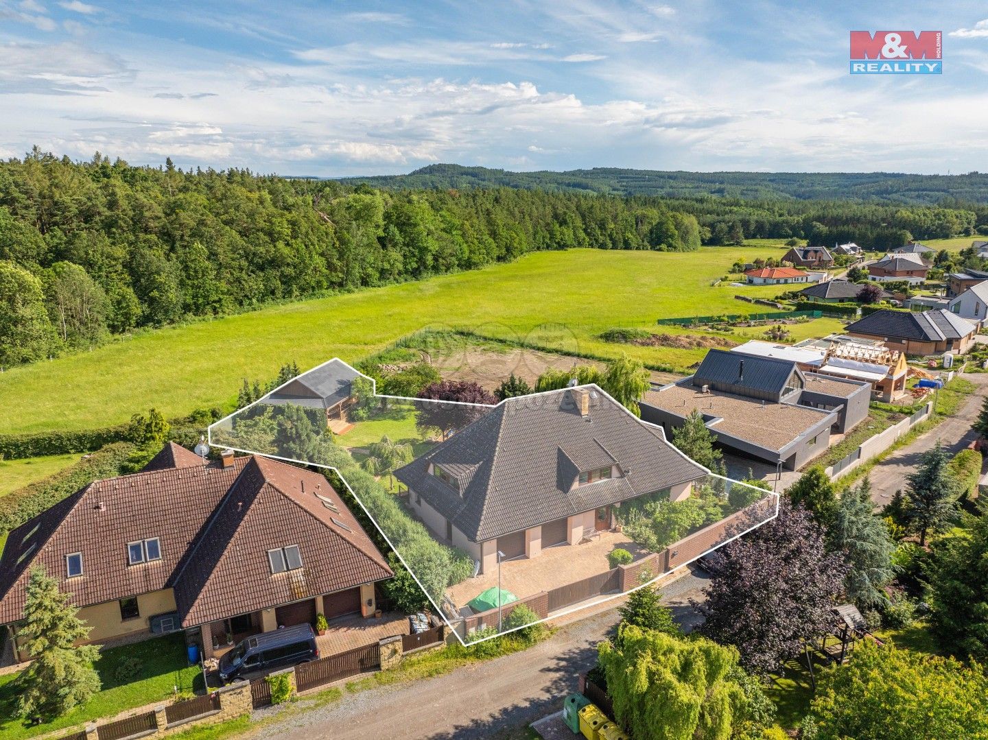 Prodej rodinný dům - Luční, Horní Bezděkov, 359 m²