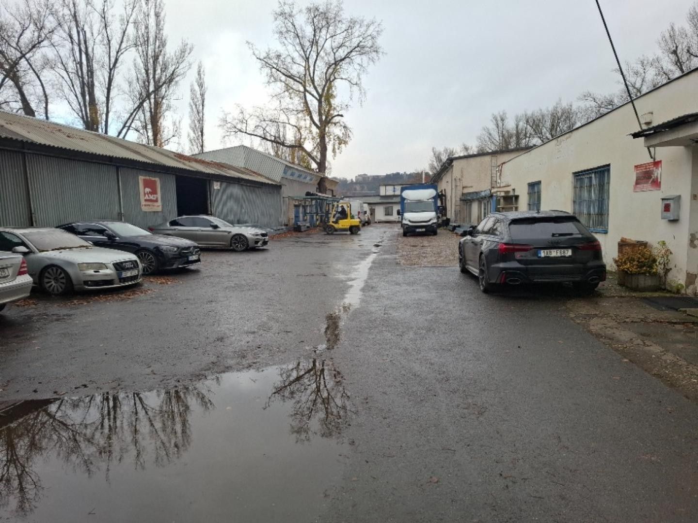 Sklady, Libeňský ostrov, Praha, 1 m²