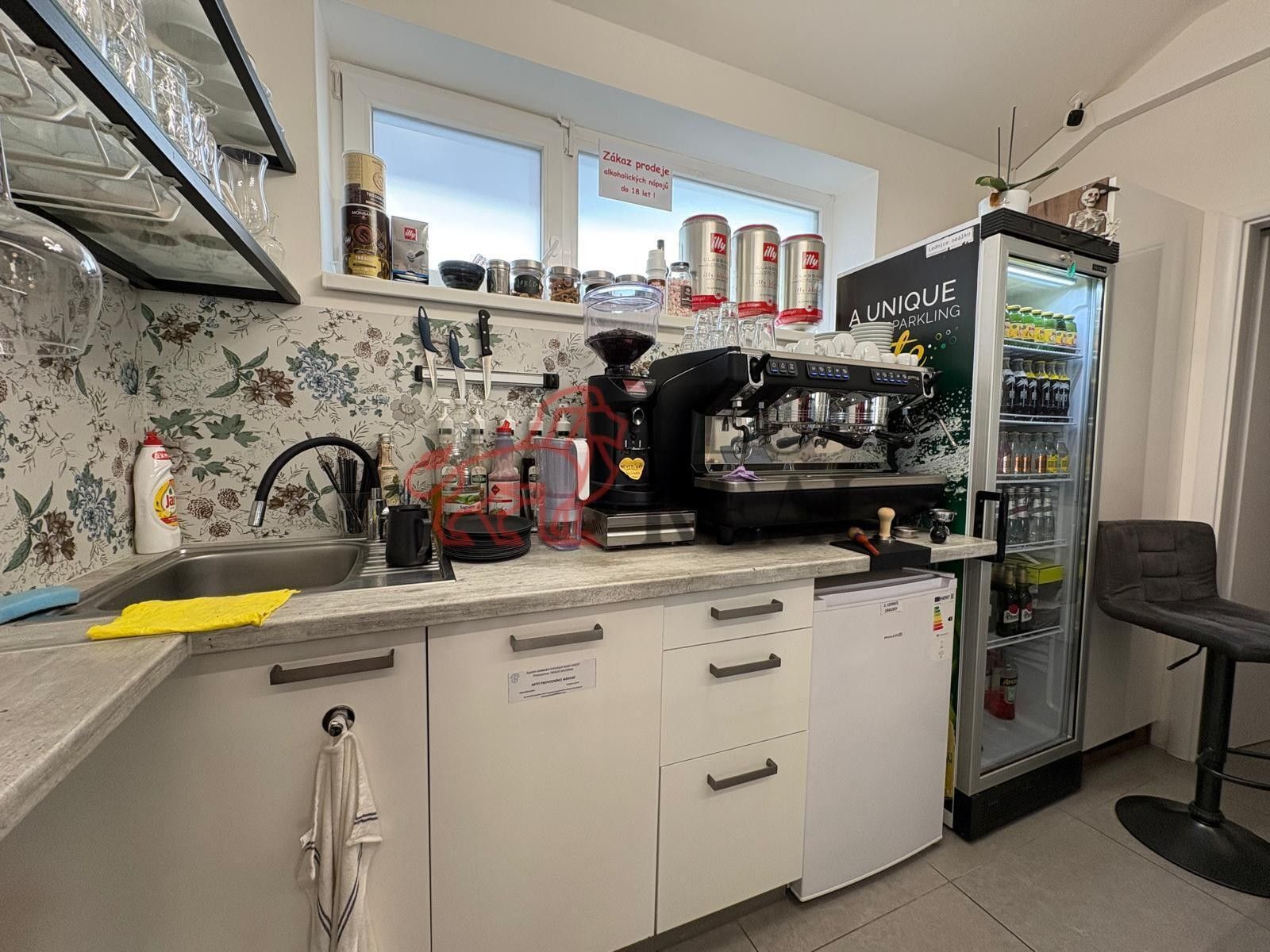 Obchodní prostory, Starokolínská, Praha, 54 m²