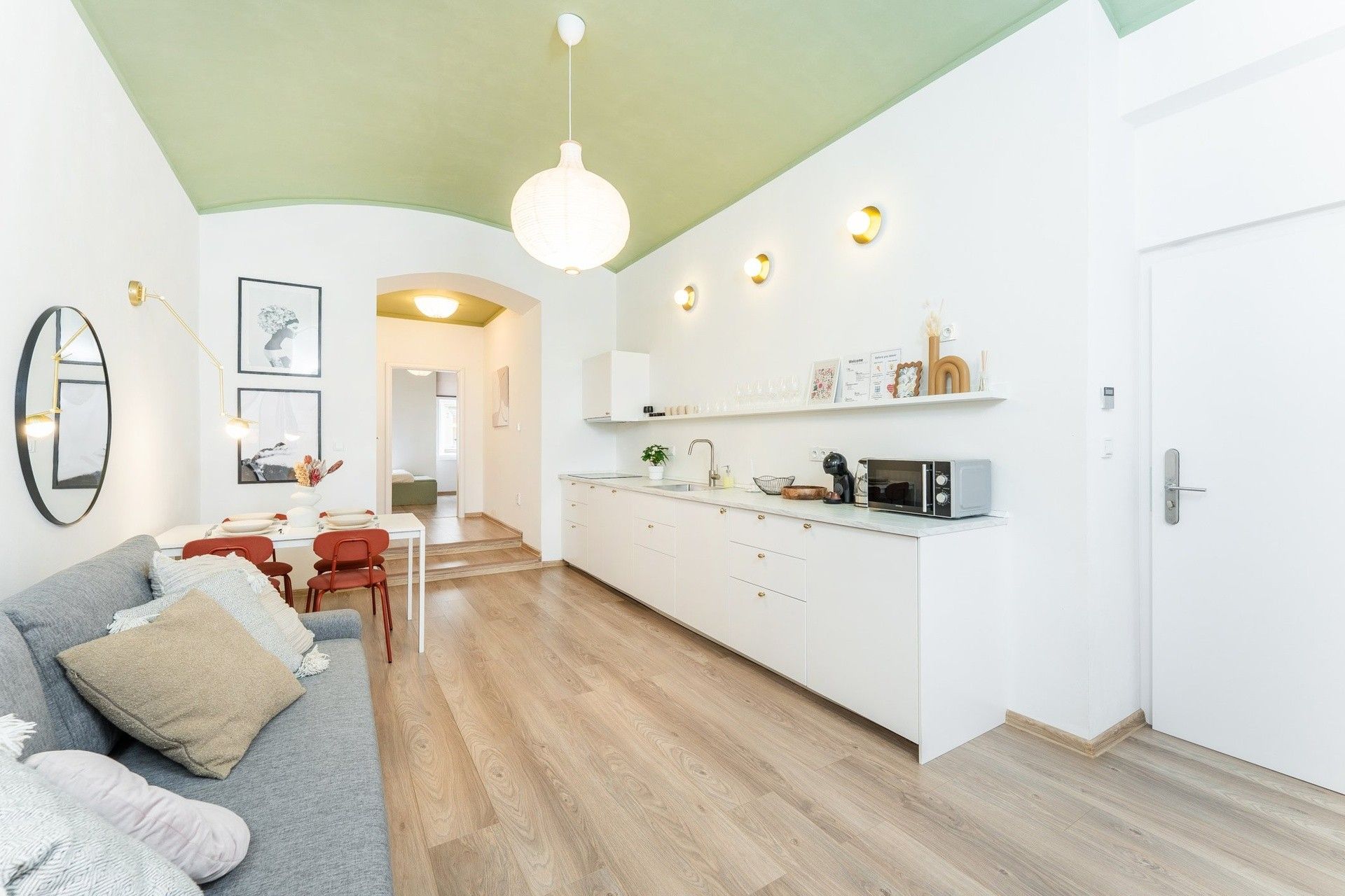 2+kk, Rumunská, Praha, 39 m²