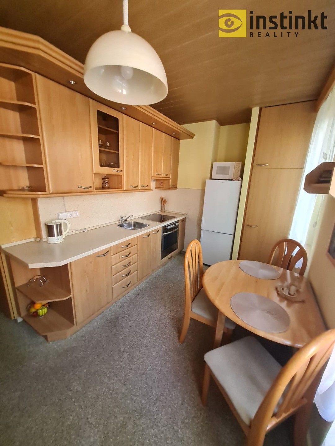 Pronájem byt 2+1 - V Rybníčkách, Tlučná, 55 m²