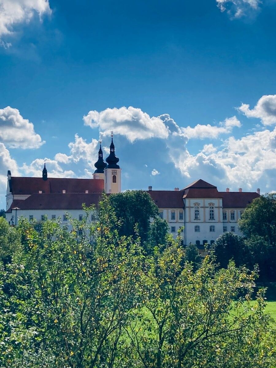 Prodej pozemek - Nová Říše, 588 65, 1 332 m²