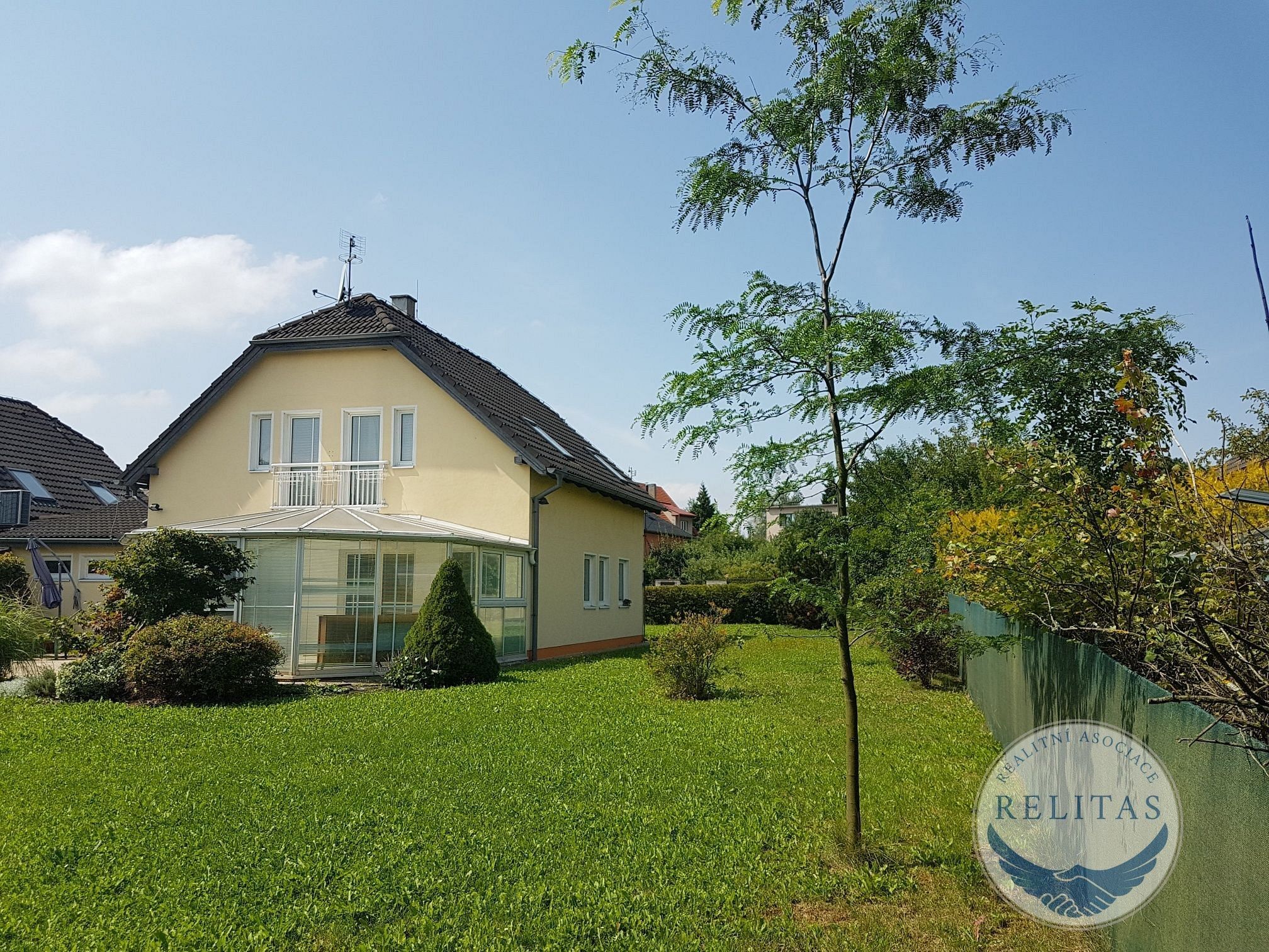 Prodej rodinný dům - V Aleji, Rudná, 154 m²