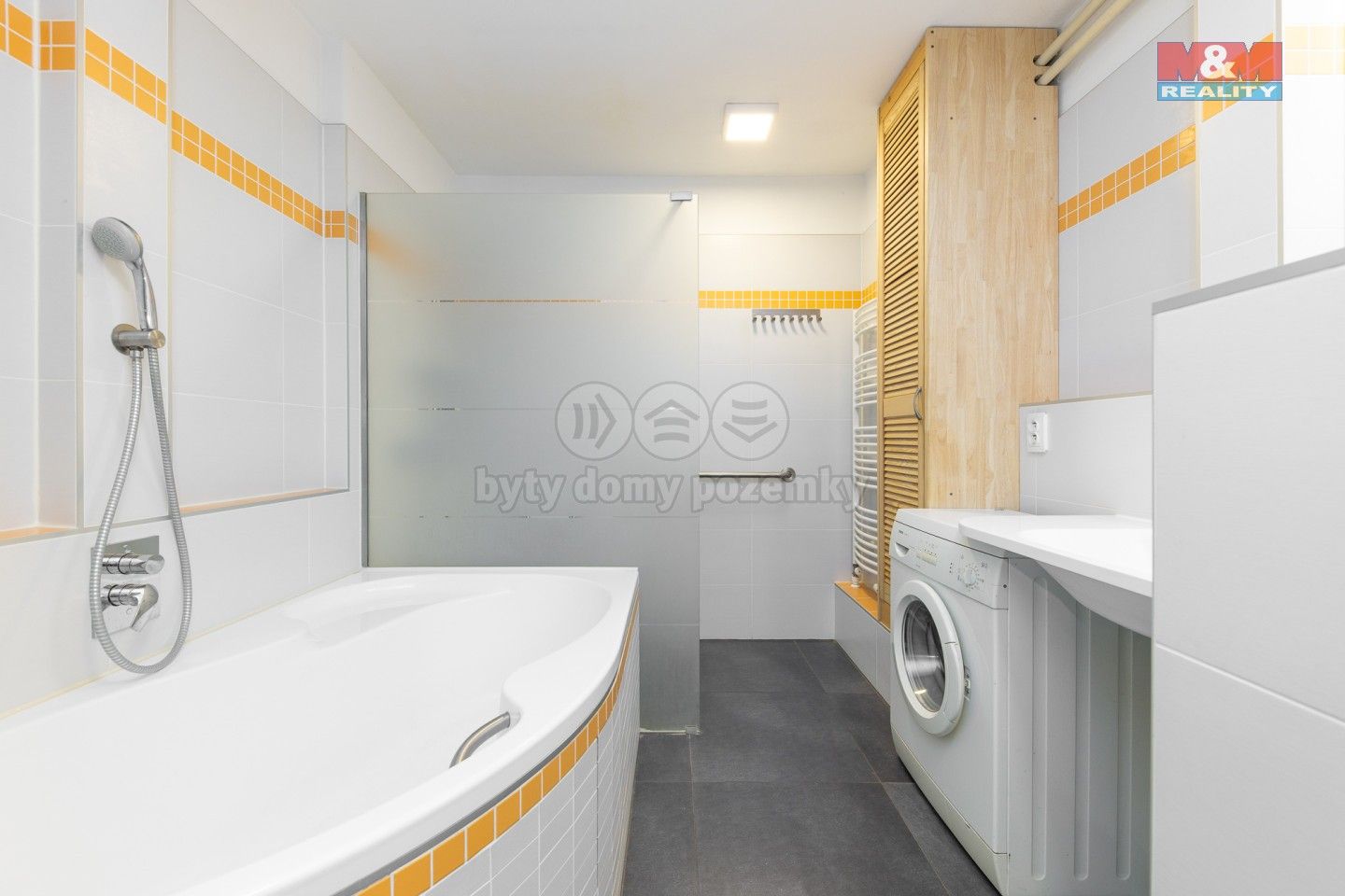 Rodinné domy, Jarní, Brno, 231 m²