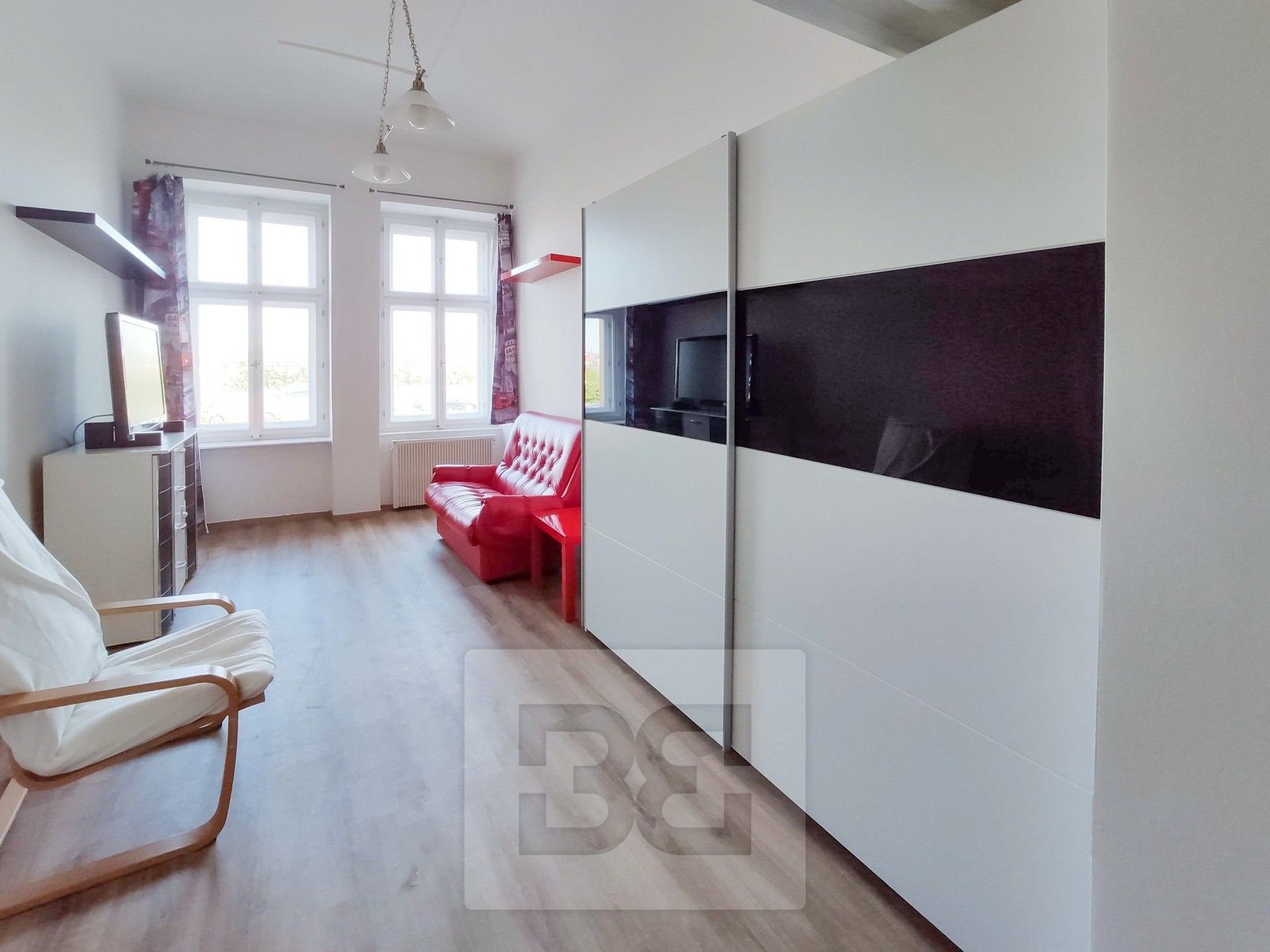 1+kk, Radlická, Praha, 28 m²