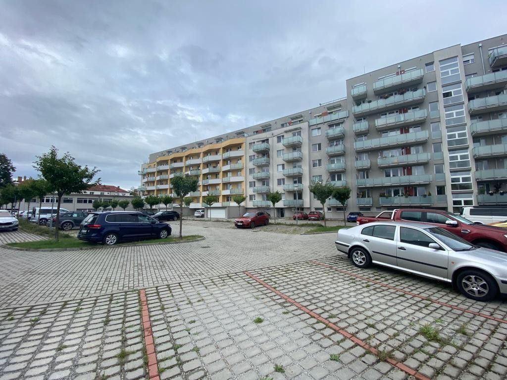 Ostatní, České Budějovice 3, 12 m²