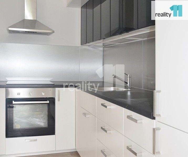 2+kk, Paní Zdislavy, Česká Lípa, 64 m²