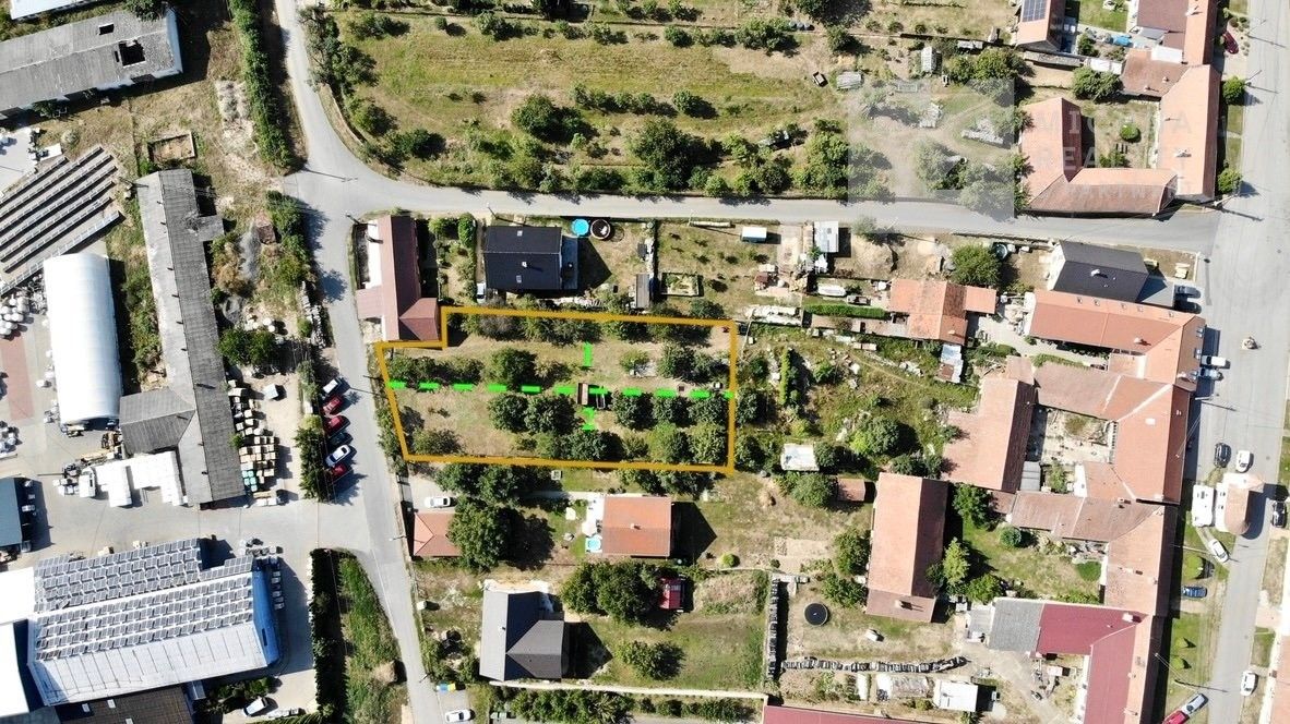 Prodej pozemek pro bydlení - Javůrek, 822 m²