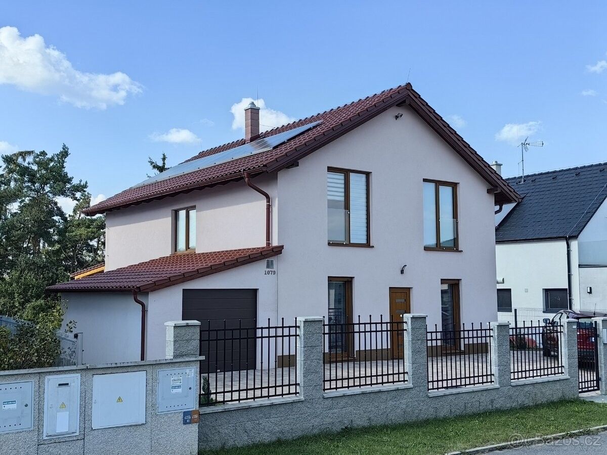 Prodej dům - Praha - západ, 253 03, 158 m²