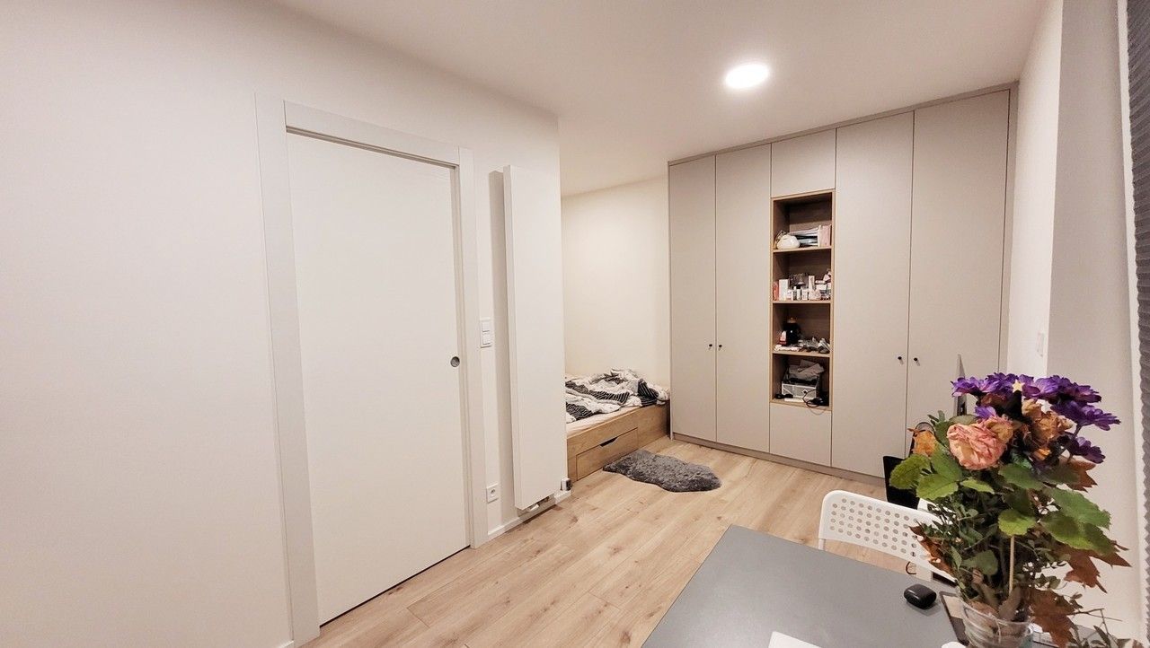 Pronájem byt 1+kk - Strančická, Praha, 24 m²