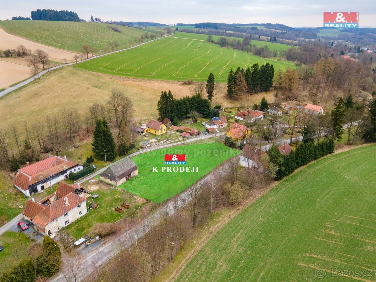 Zahrady, Polička, 572 01, 2 822 m²