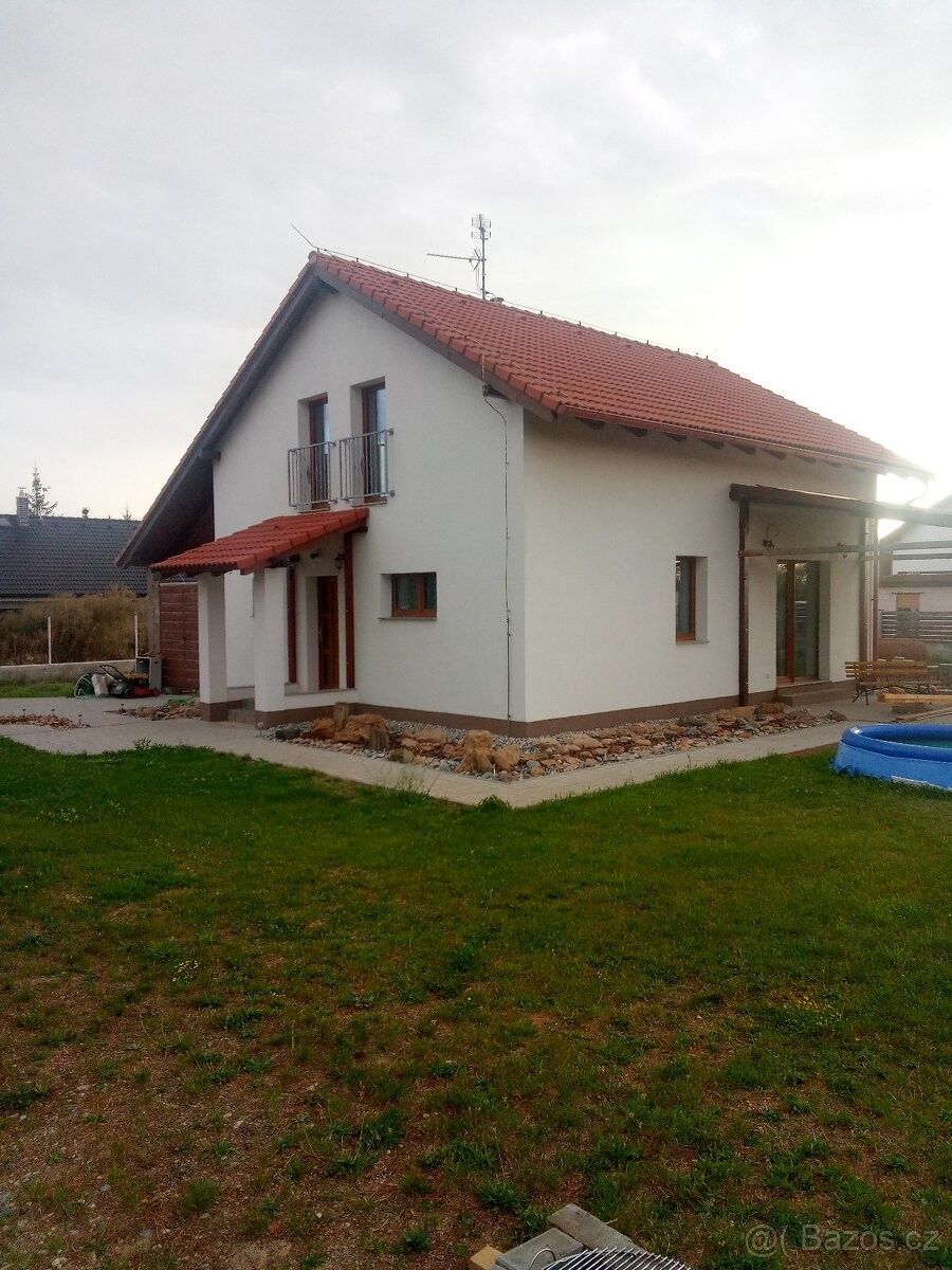 Rodinné domy, Hořesedly, 270 04