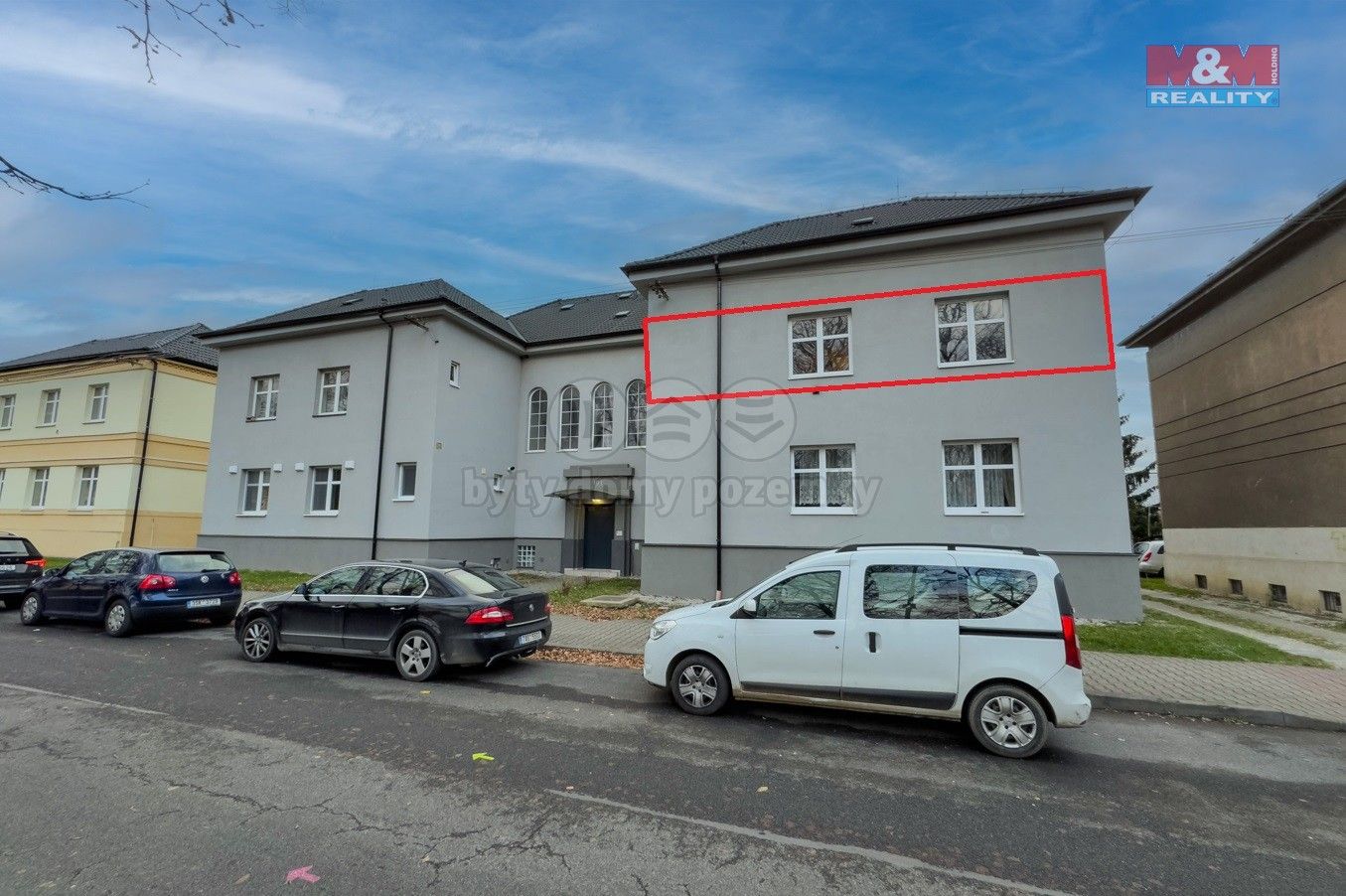 Prodej byt 1+1 - náměstí Míru, Králův Dvůr, 48 m²