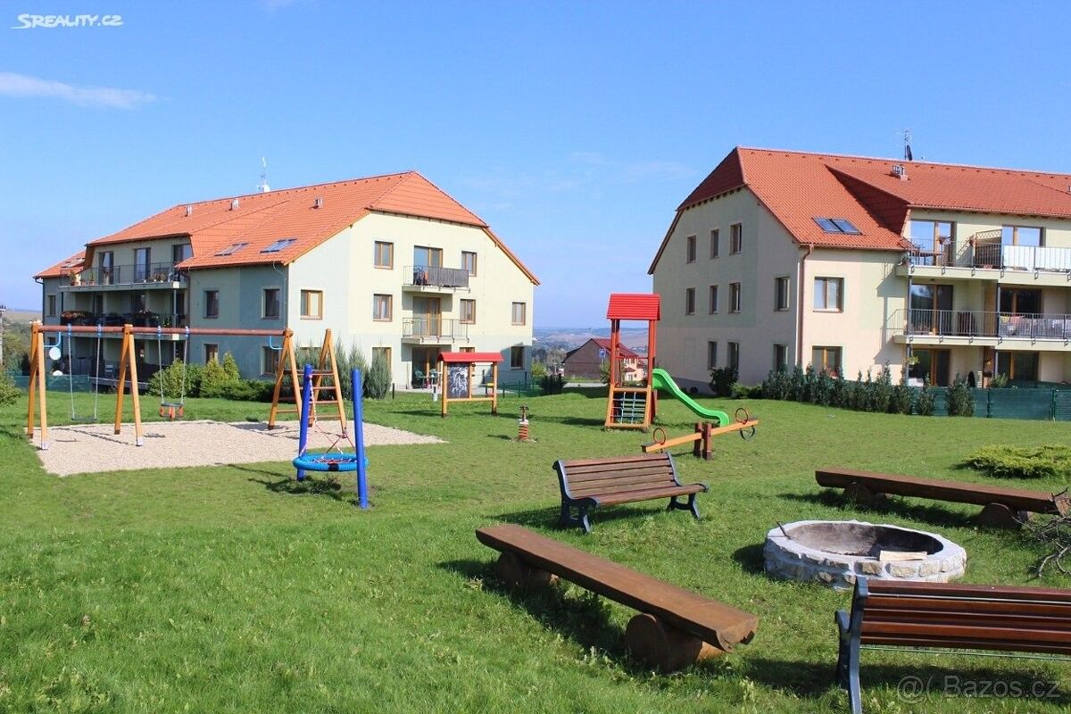 2+kk, Holubice, 683 51, 69 m²