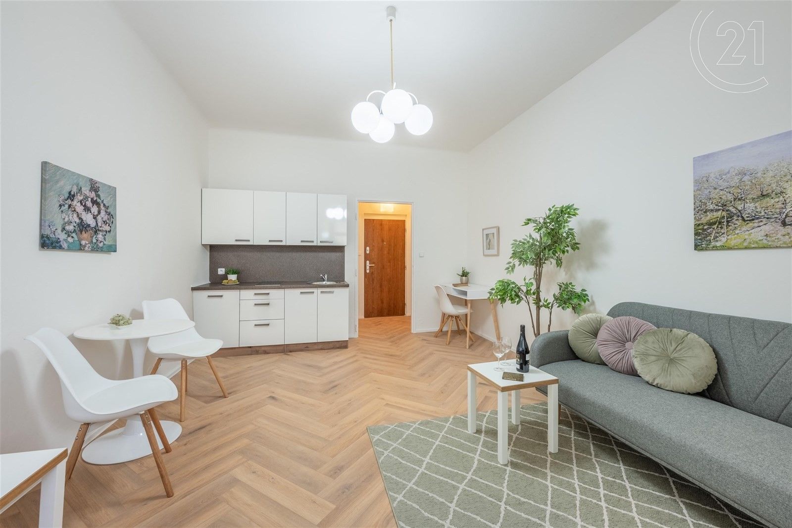 1+kk, Na dolinách, Praha, 25 m²