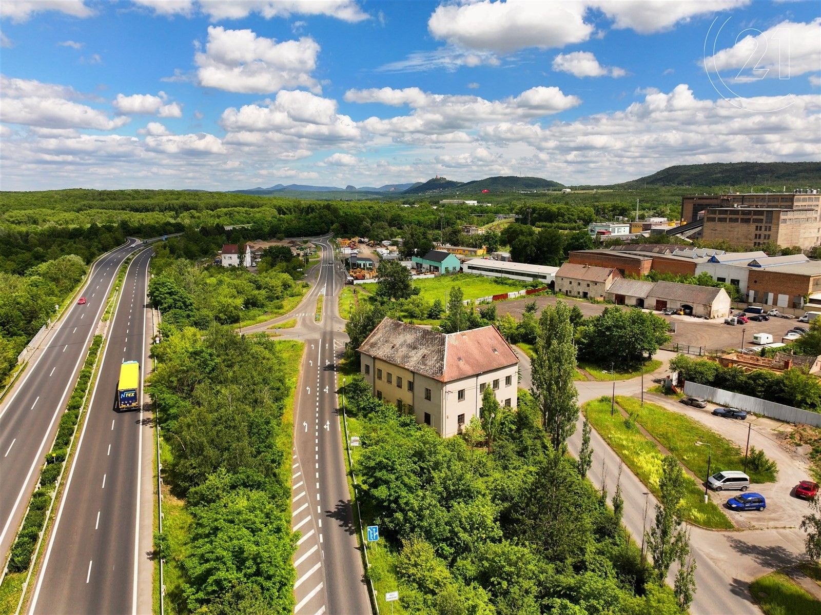 Prodej komerční - Třebušická, Most, 551 m²