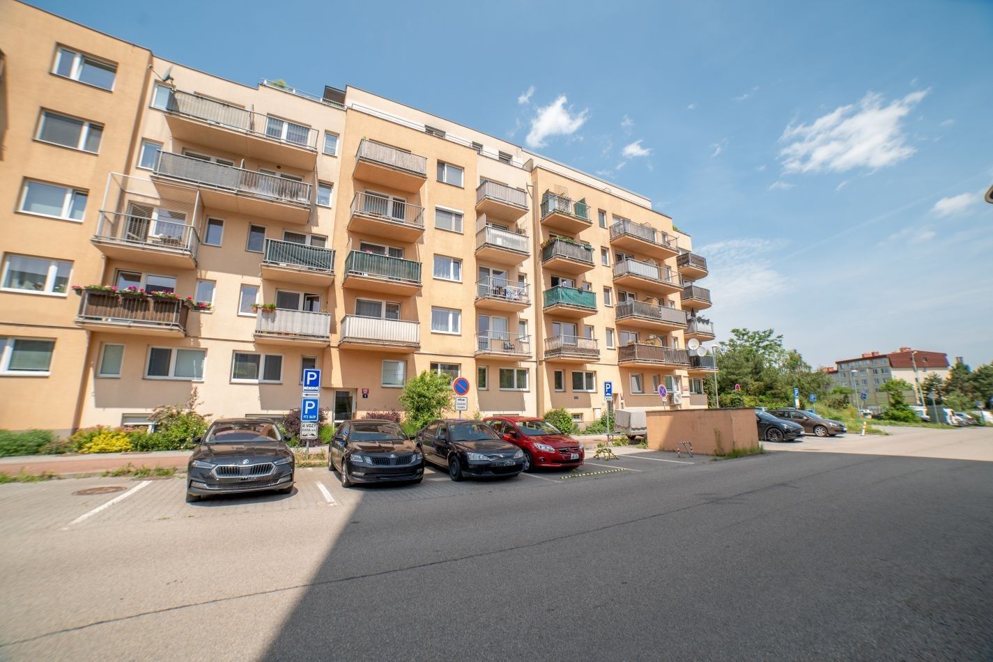 3+kk, Dobrovolného, Praha, 59 m²