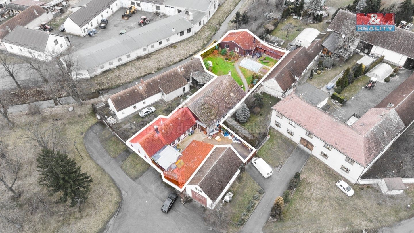 Rodinné domy, Na Návsi, Hrdějovice, 439 m²