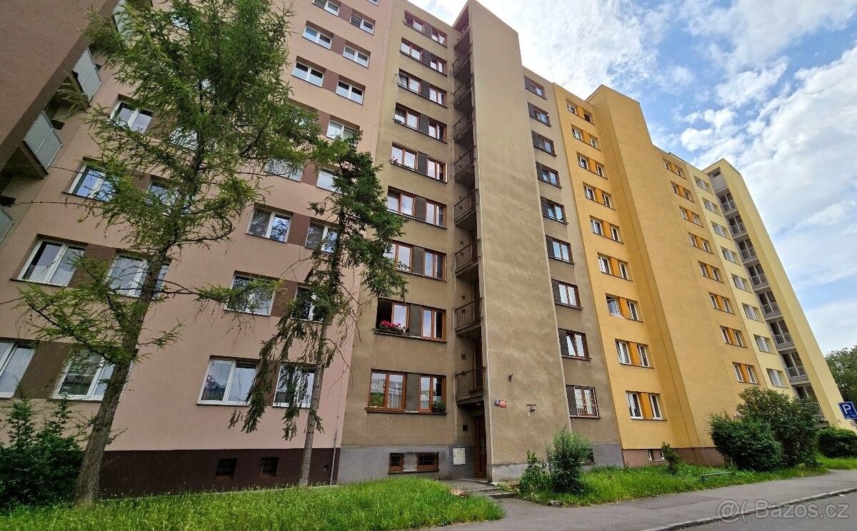 Prodej byt 3+1 - Praha, 141 00, 64 m²