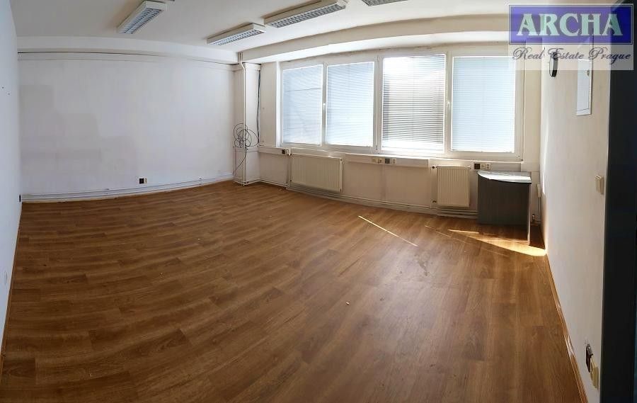 Pronájem kancelář - K Rybníčkům, Praha, 120 m²