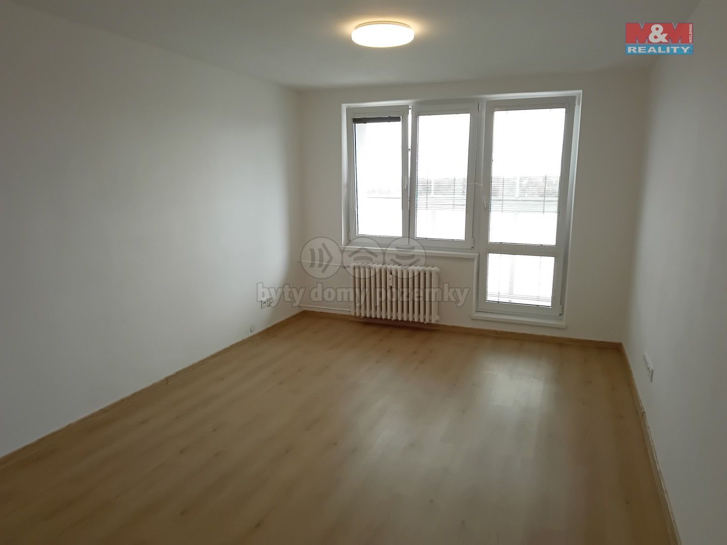 Pronájem byt 1+kk - Výškovická, Ostrava, 27 m²