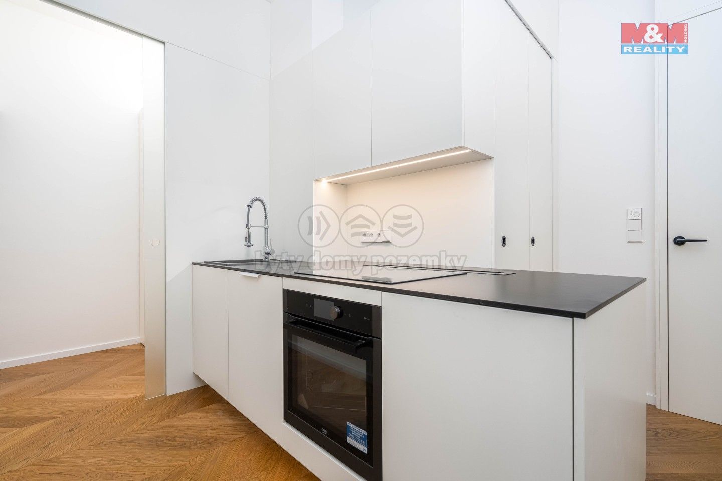 Prodej byt 2+kk - Trojická, Praha, 66 m²