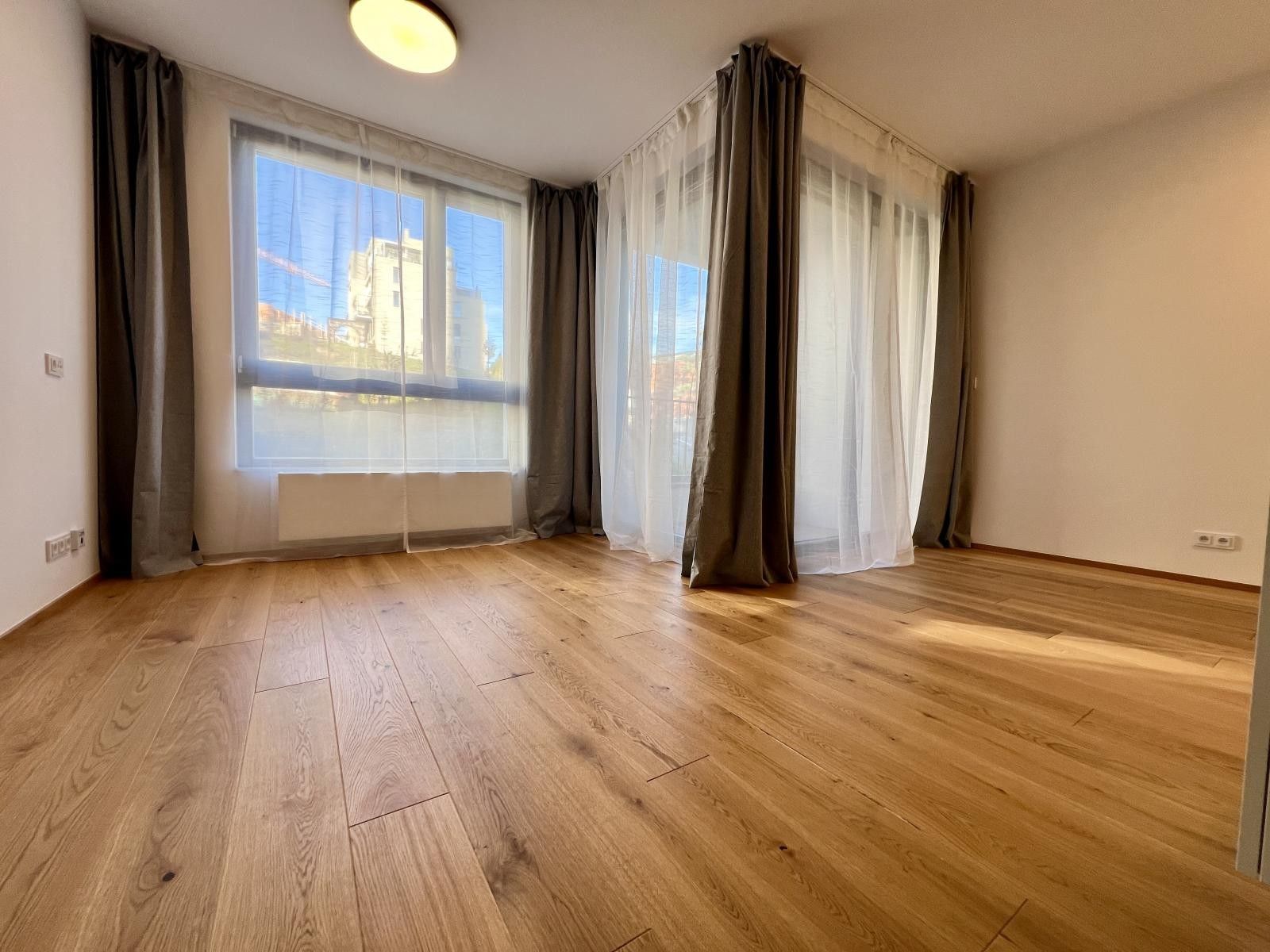 Pronájem byt 1+kk - Vladimíra Kobranova,Praha 5, Jinonice, 36 m²