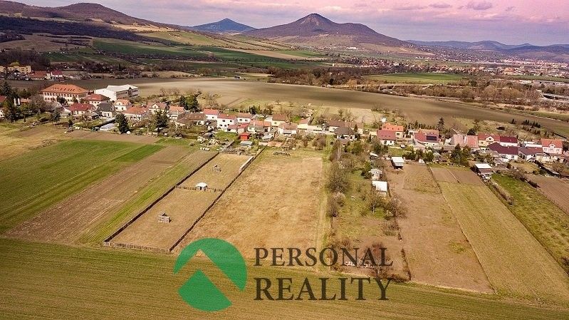 Pozemky pro bydlení, Čížkovice, 1 901 m²