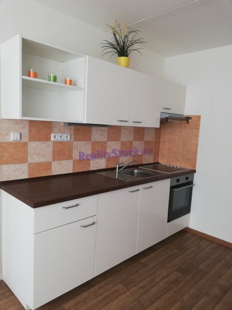 2+kk, Hurbanova, Praha, 39 m²