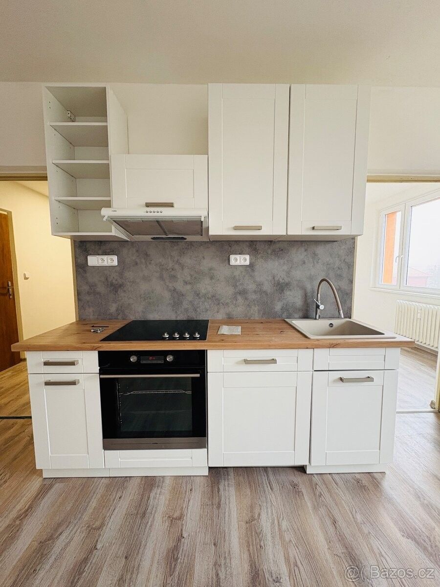 Byty, Chropyně, 768 11