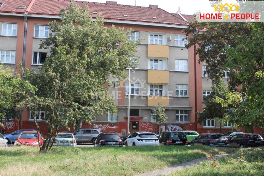 1+kk, Prouzova, Praha, 39 m²