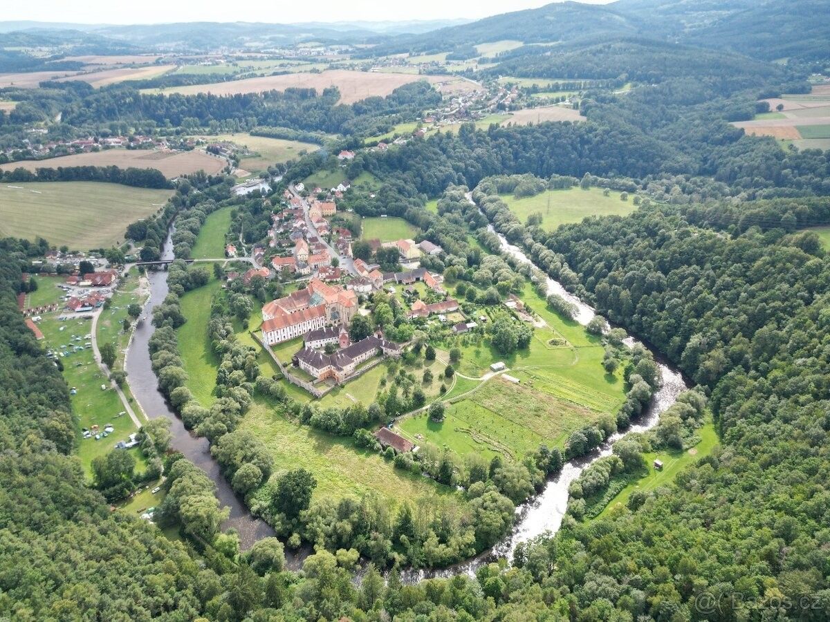 Prodej zahrada - Zlatá Koruna, 382 02, 30 m²