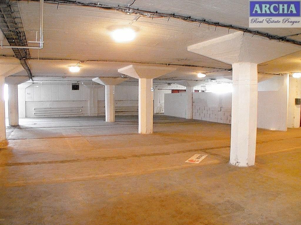 Sklady, Nádraží Holešovice, metro Praha, 405 m²