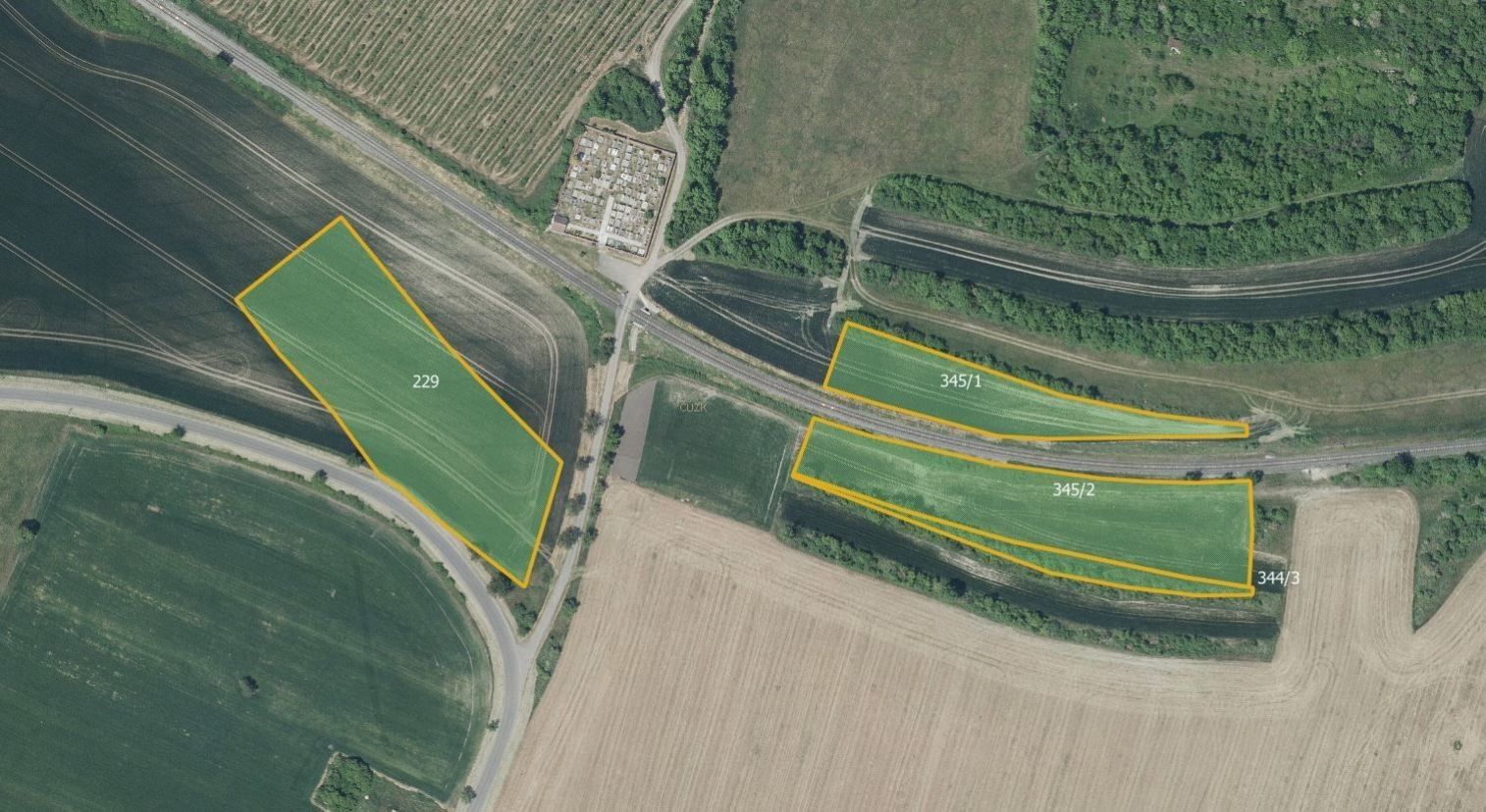 Zemědělské pozemky, Solany, Děčany