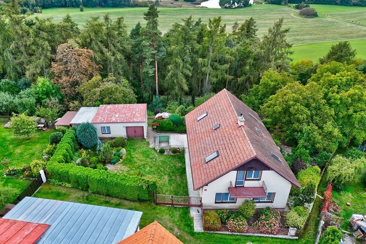 Rodinné domy, Hluboká, 539 73