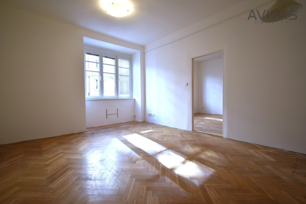 Pronájem byt 2+kk - Ambrožova, Praha, 52 m²