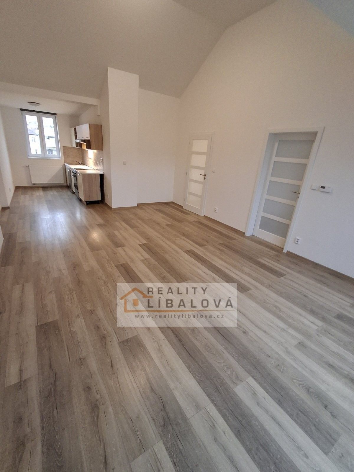 Pronájem byt 2+kk - Bezručova, Děčín, 82 m²