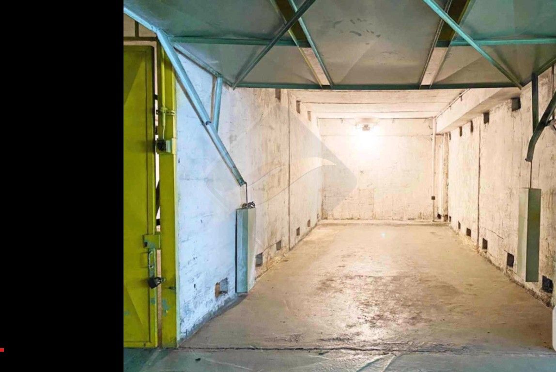 Garáže, Písečná, Praha, 17 m²