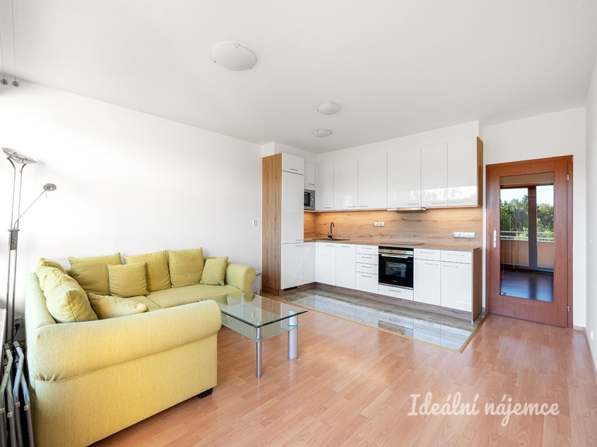 2+kk, Štěpařská, Praha, 58 m²