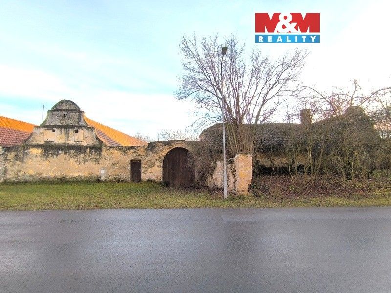 Rodinné domy, Rovná, 1 340 m²