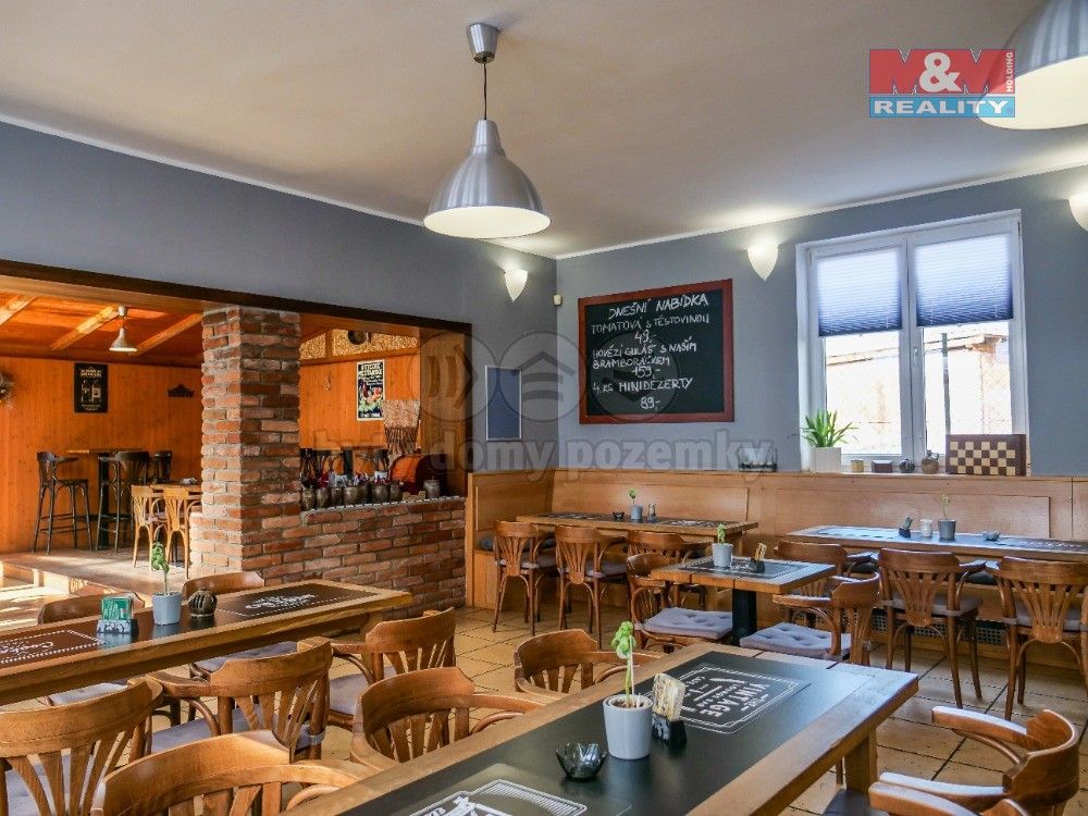 Pronájem restaurace - U Rybníka, Hovorčovice, 246 m²