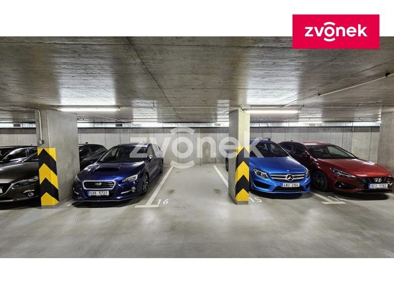 Ostatní, Jeseniova, Praha, 12 m²