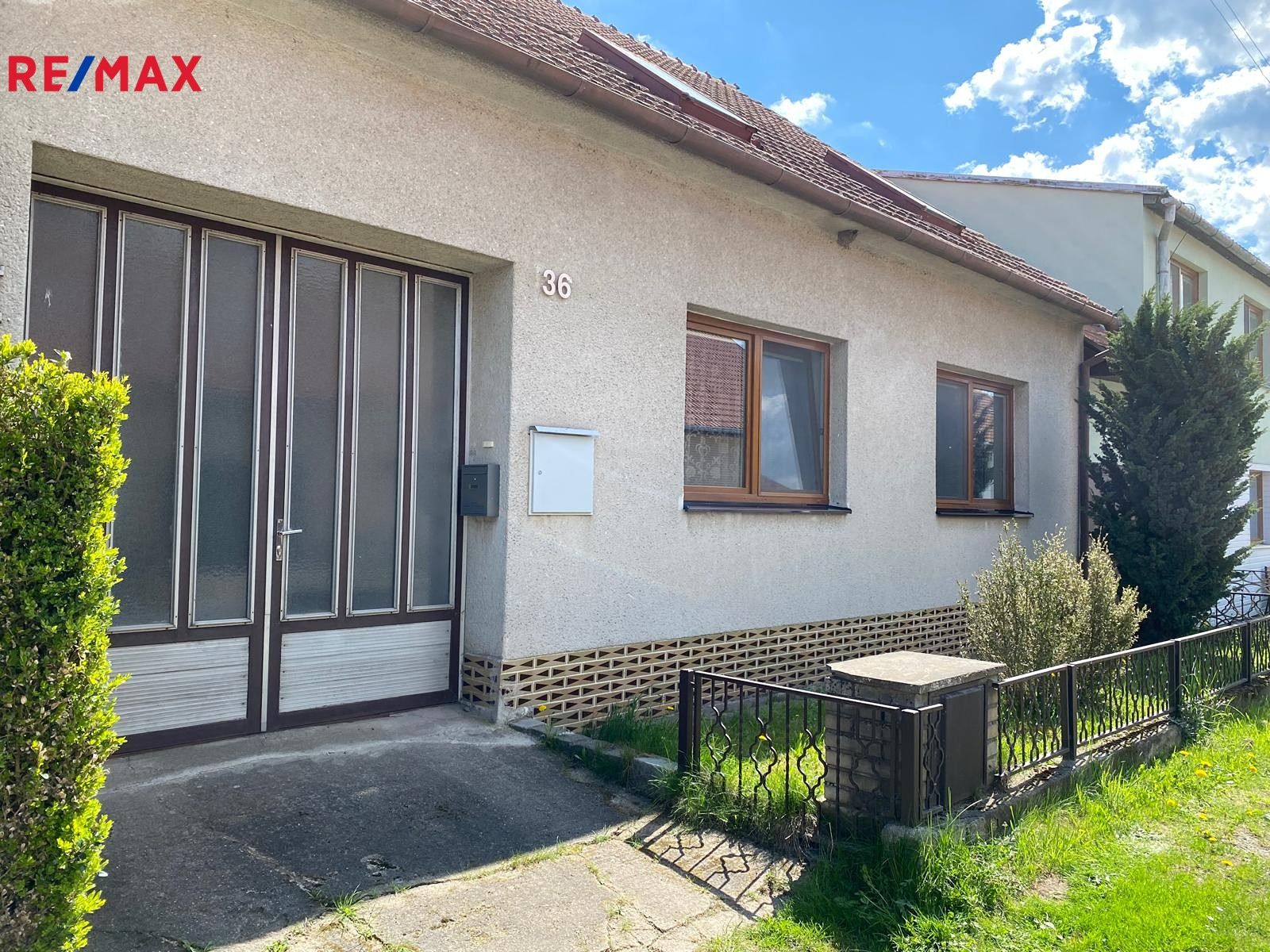 Prodej dům - Dlouhá Lhota, 278 m²