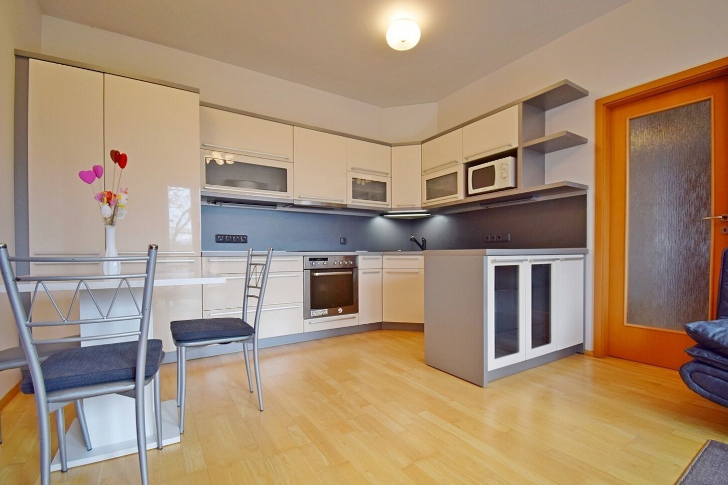 3+kk, Za Lidovým domem, Praha, 55 m²