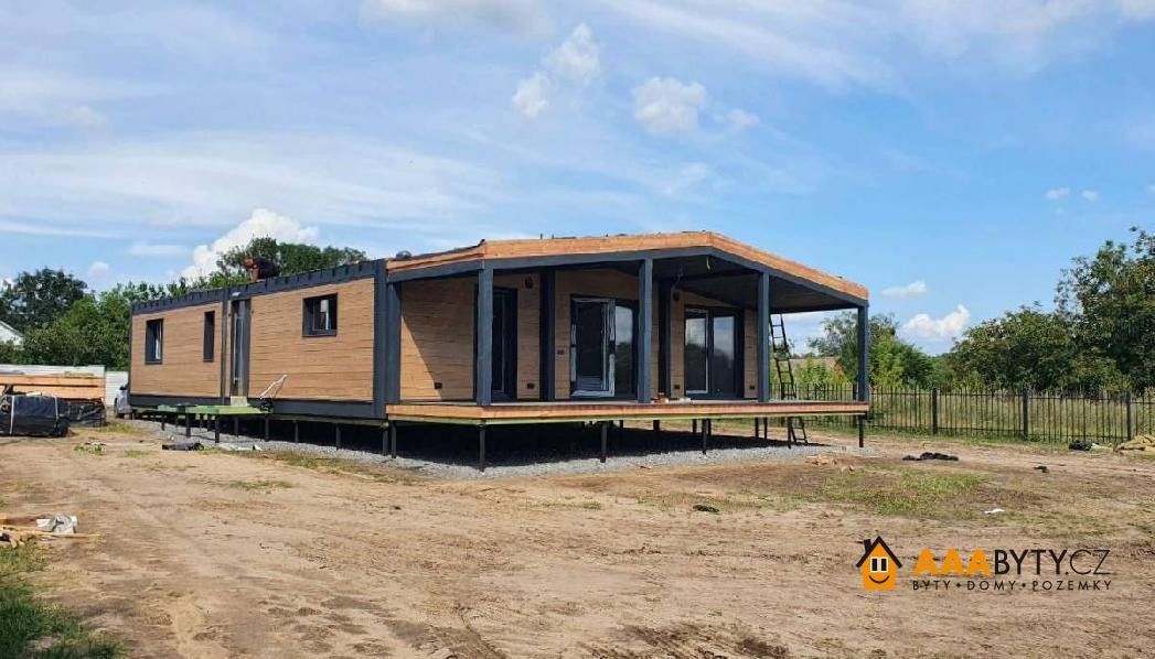 Rodinné domy, Pražská, Chomutov, 140 m²