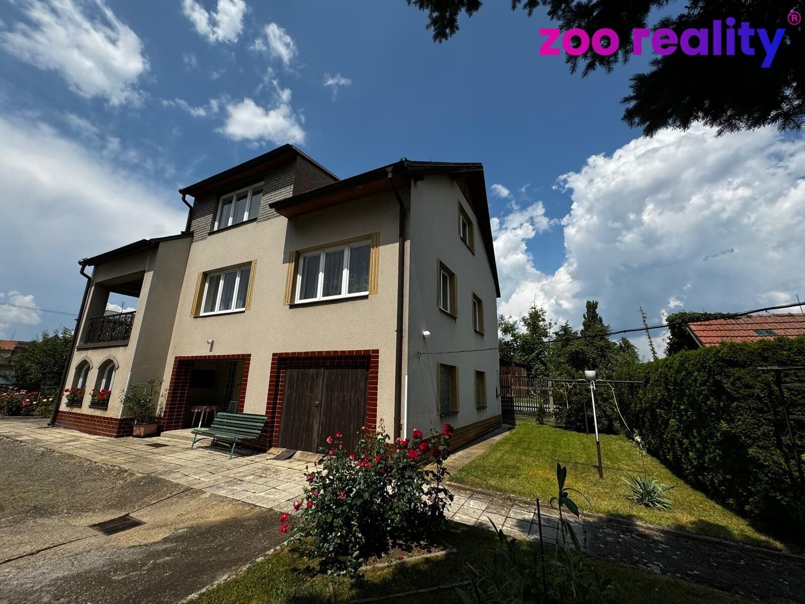 Prodej rodinný dům - Nová, Kněževes, 230 m²