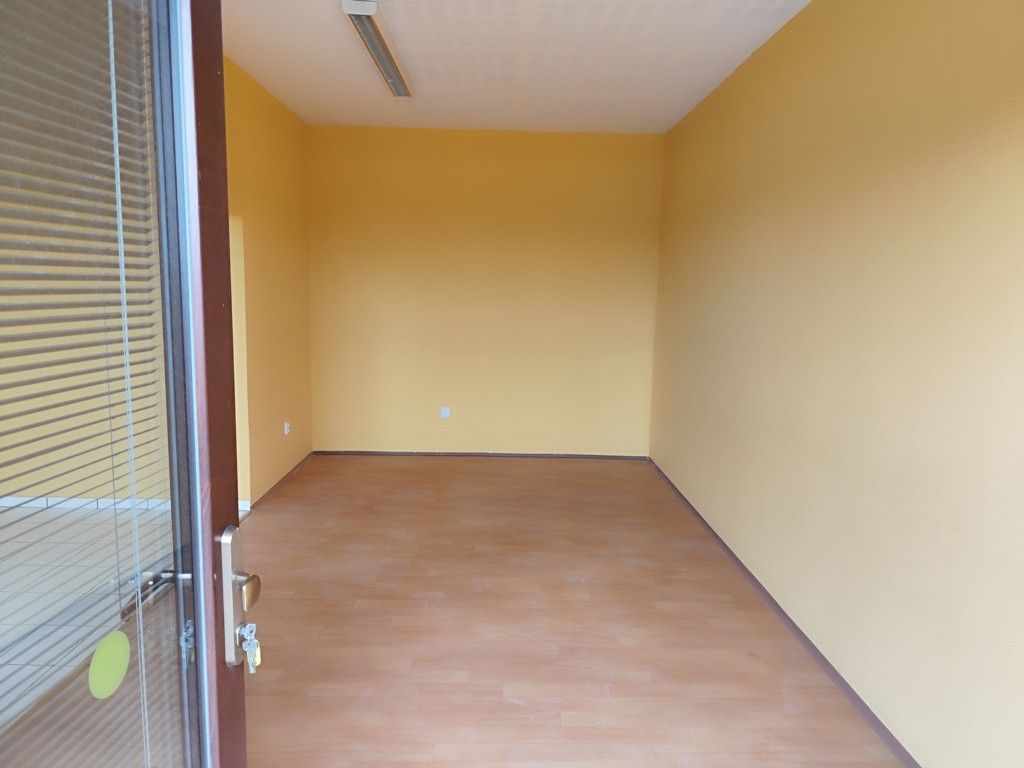 Kanceláře, Ke Křížku 795, Psáry, 32 m²