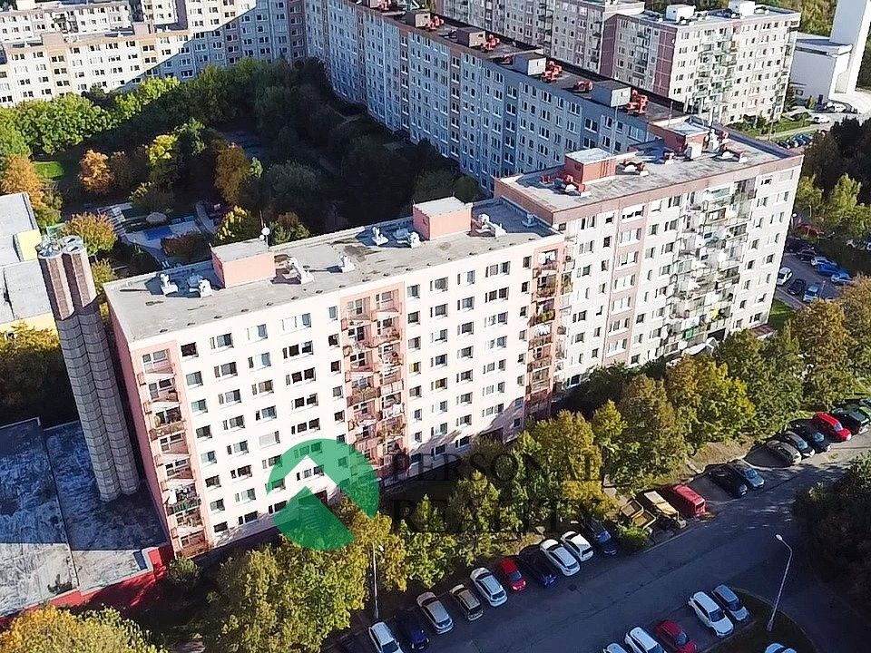 Prodej byt 4+1 - Lohniského, Praha, 83 m²